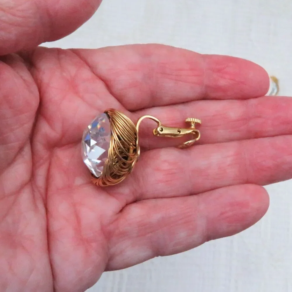 Vendome Vintage Clip On Earrings Women Gold Tone Glamorous Statement Earrings